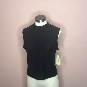 Pinc Black Sleeveless Crop Top